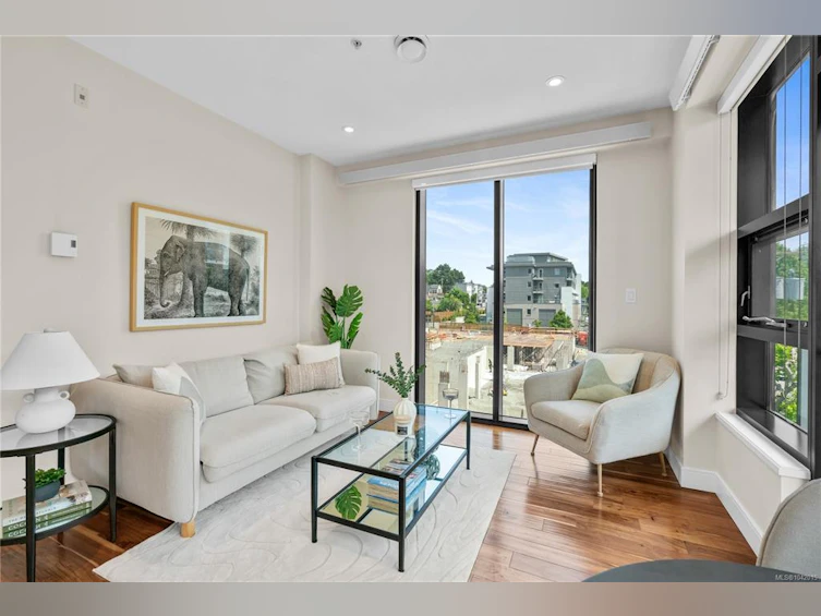 S310-1411 Cook Street, Victoria, BC, V8V 0E8 - 8
