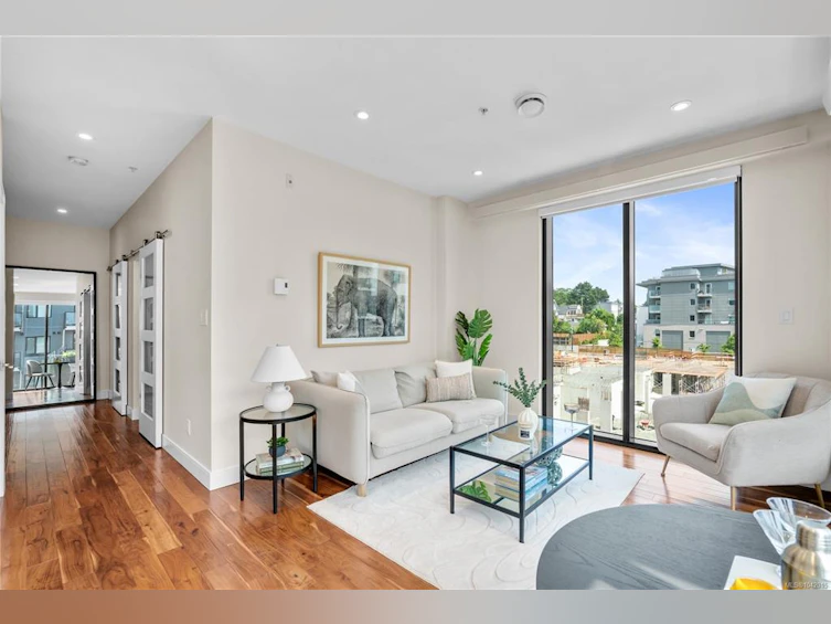 S310-1411 Cook Street, Victoria, BC, V8V 0E8 - 9