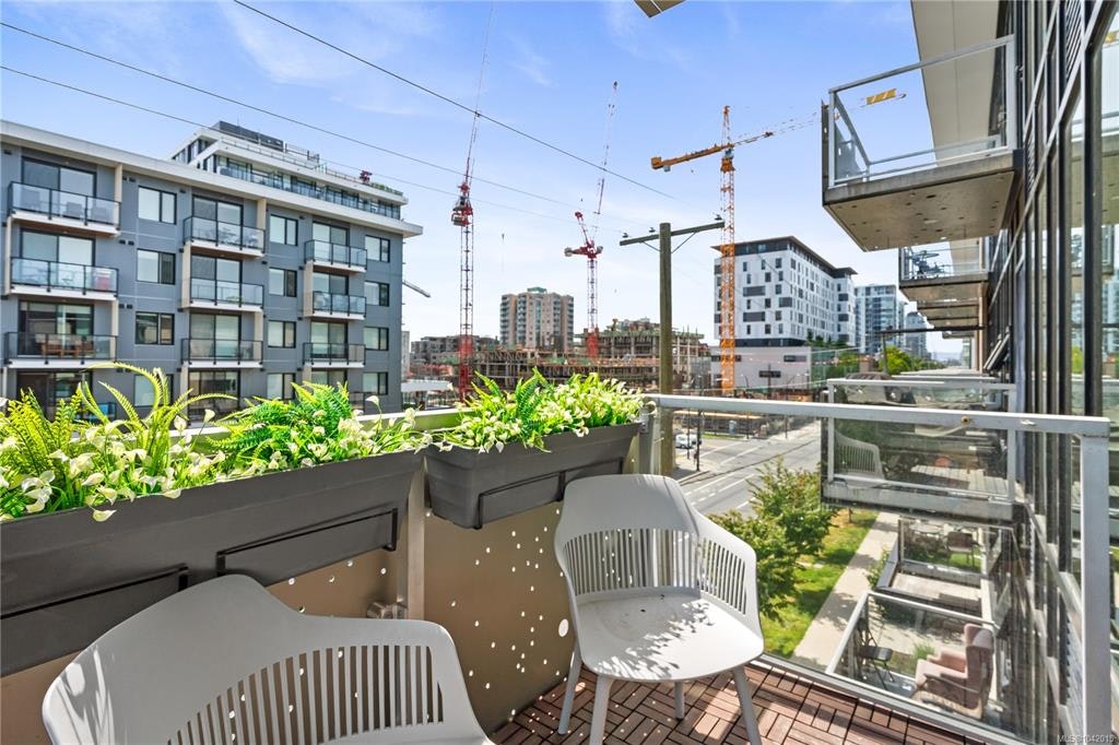 S310-1411 Cook Street, Victoria, BC, V8V 0E8 - 23