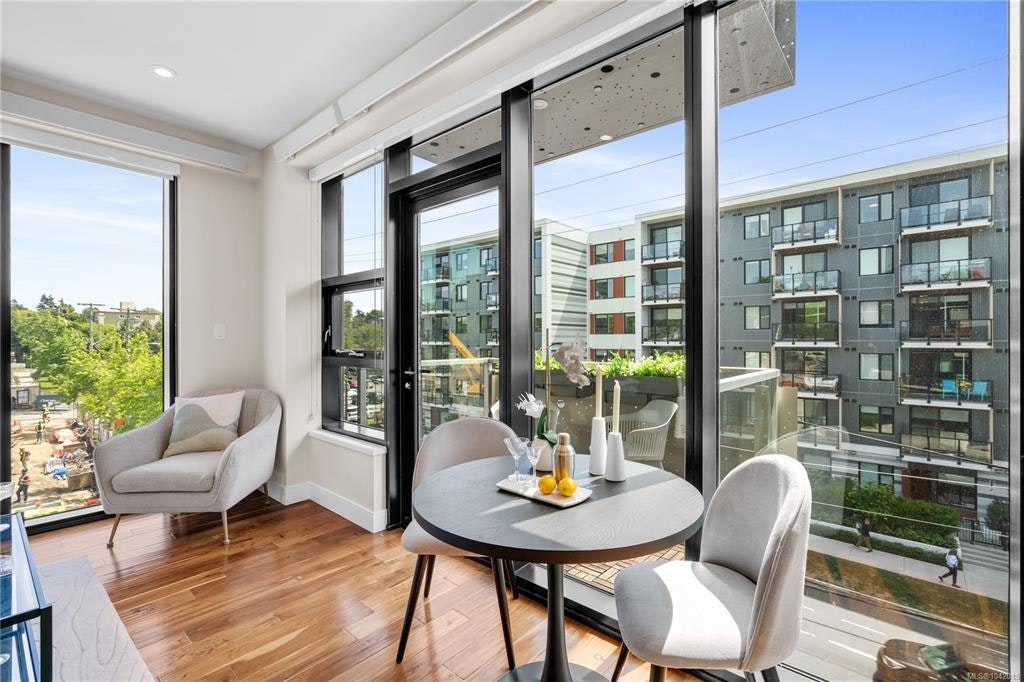 S310-1411 Cook Street, Victoria, BC, V8V 0E8 - 7