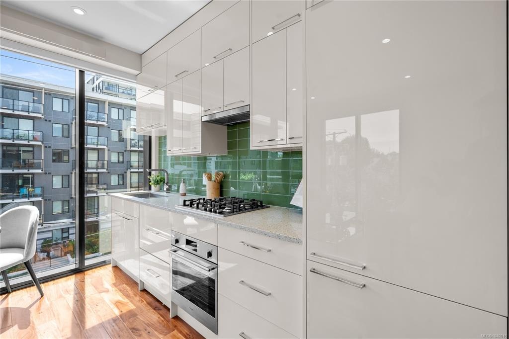S310-1411 Cook Street, Victoria, BC, V8V 0E8 - 16