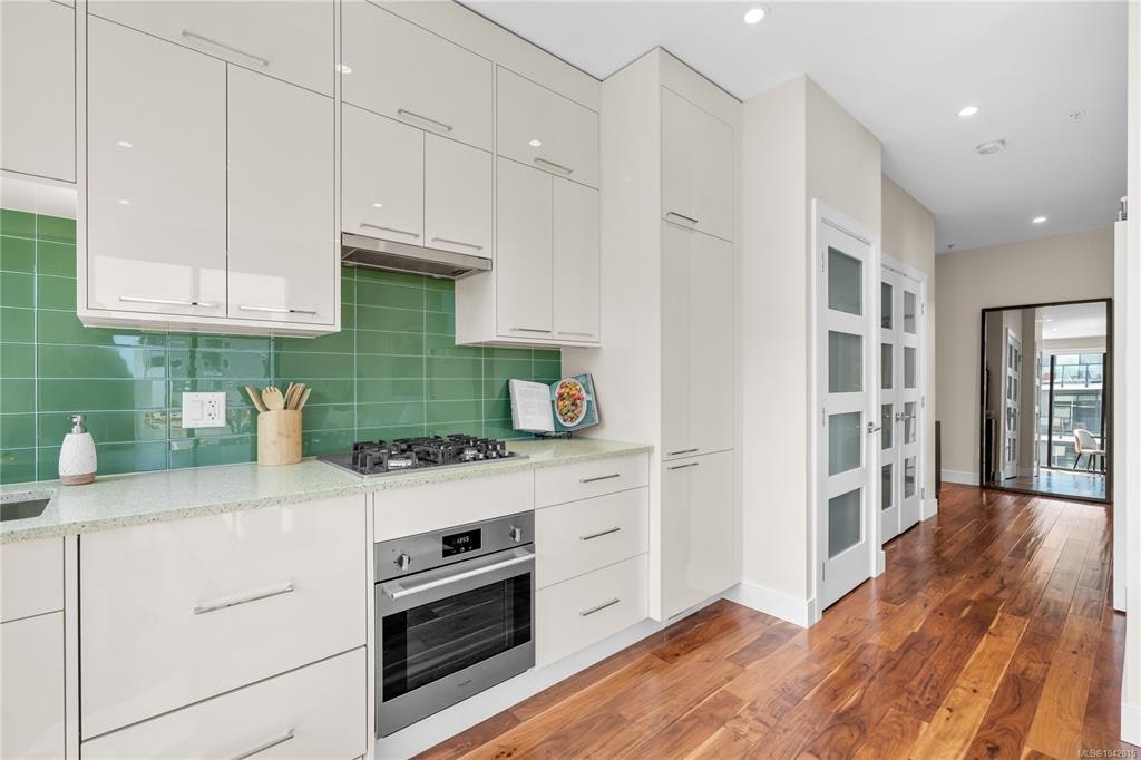 S310-1411 Cook Street, Victoria, BC, V8V 0E8 - 20
