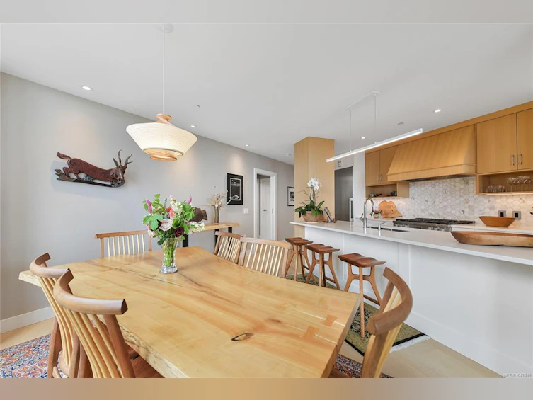 504-5388 Hill Rise Terrace, Saanich, BC, V8Y 3K3 - 25