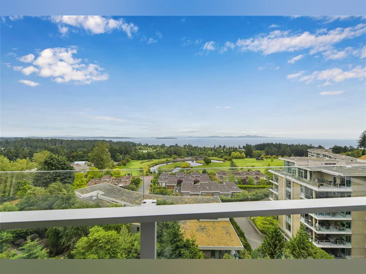 504-5388 Hill Rise Terrace, Saanich, BC, V8Y 3K3 - 11