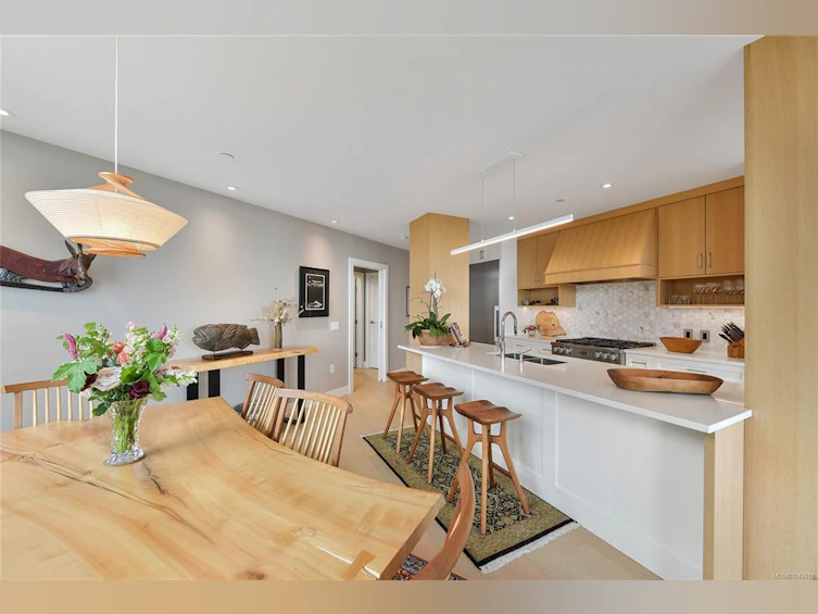 504-5388 Hill Rise Terrace, Saanich, BC, V8Y 3K3 - 13