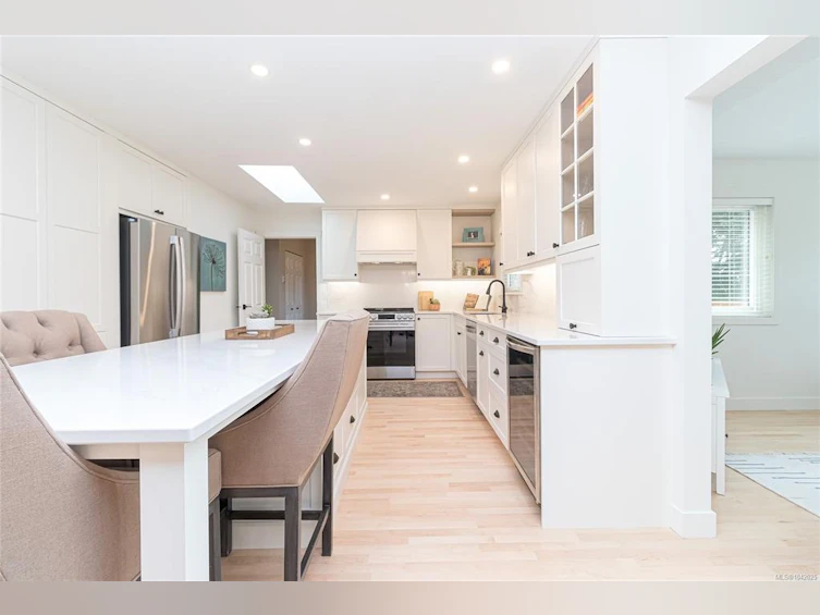 1775 Dean Park Road, North Saanich, BC, V8L 1B9 - 12