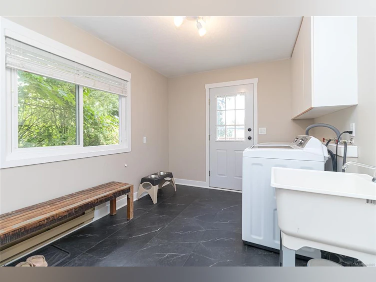 1775 Dean Park Road, North Saanich, BC, V8L 1B9 - 25