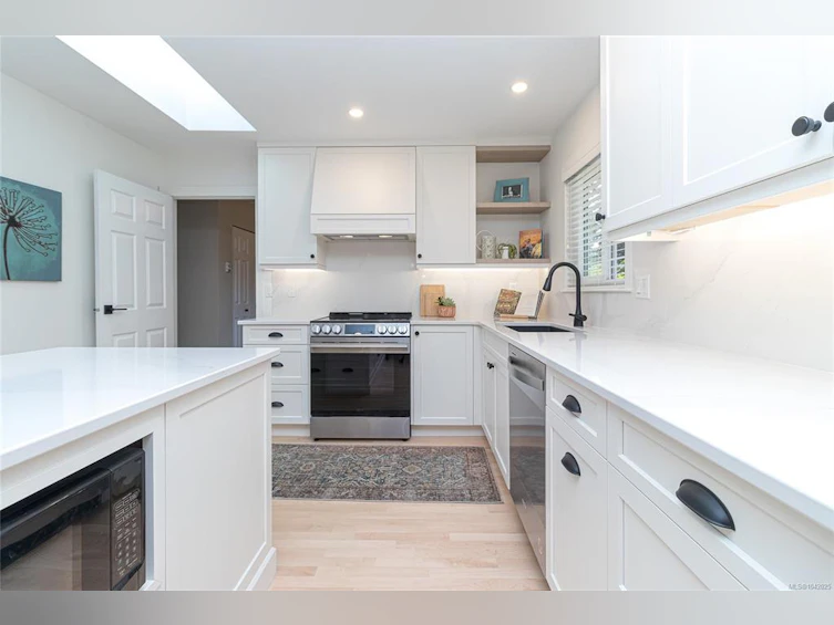 1775 Dean Park Road, North Saanich, BC, V8L 1B9 - 13