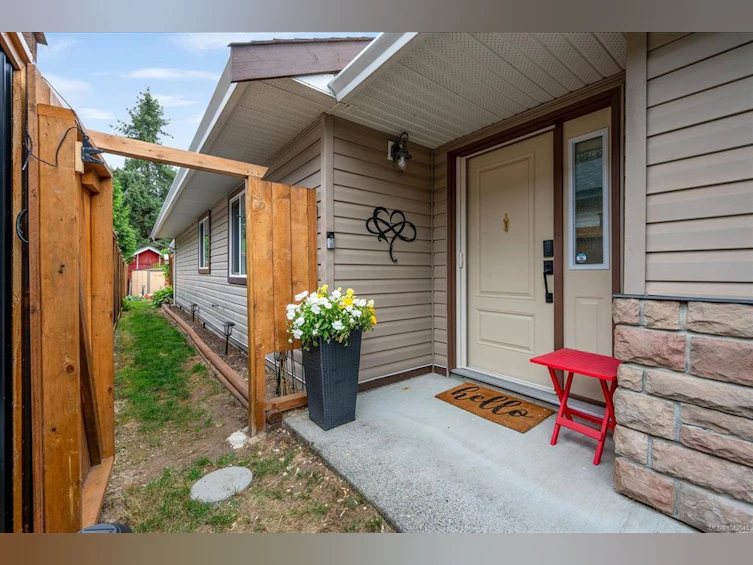 4953 Coventry Lane, Ladysmith, BC, V9G 1J7 - 28