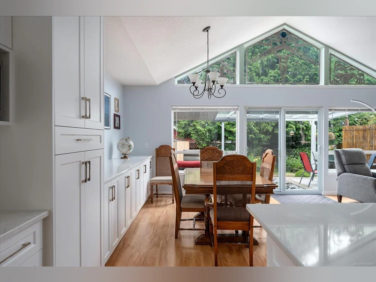 4953 Coventry Lane, Ladysmith, BC, V9G 1J7 - 11