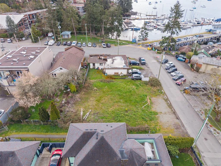 7221 Peden Lane, Central Saanich, BC, V8M 1C5 - 10