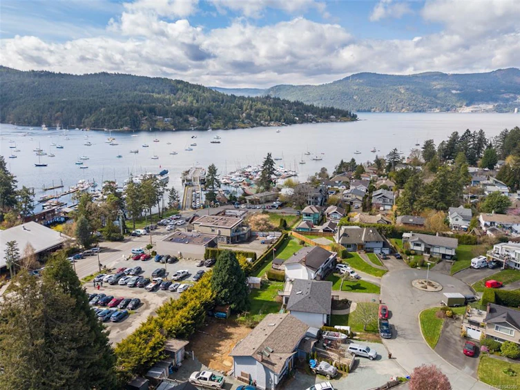 7221 Peden Lane, Central Saanich, BC, V8M 1C5 - 5