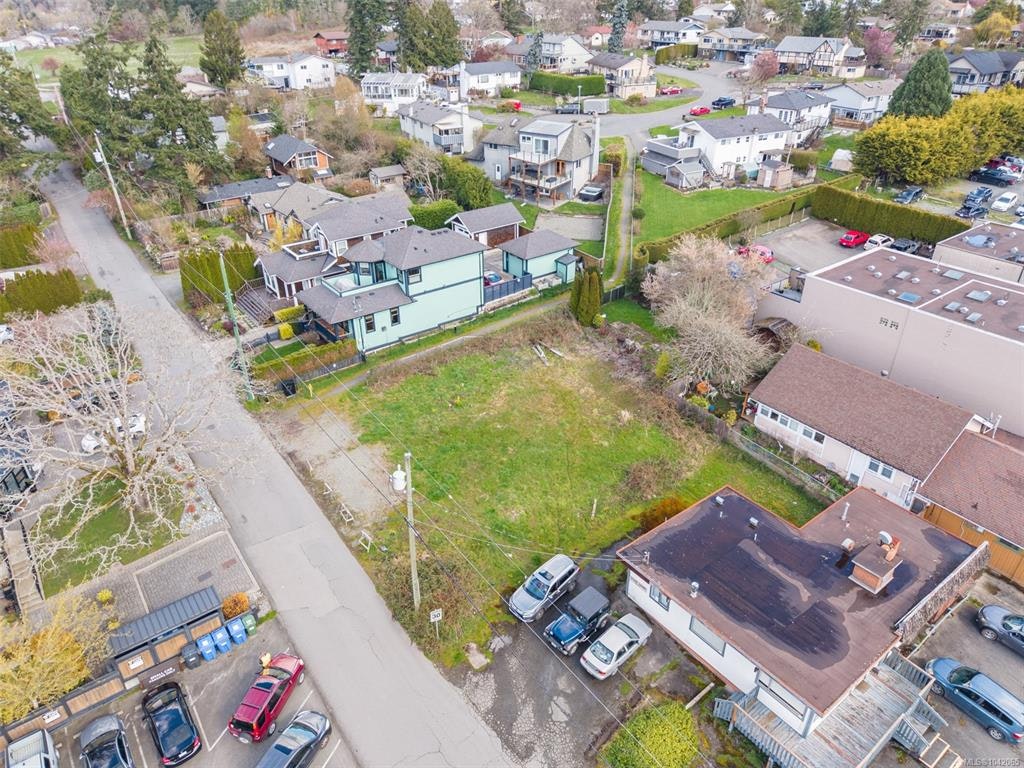 7221 Peden Lane, Central Saanich, BC, V8M 1C5 - 8