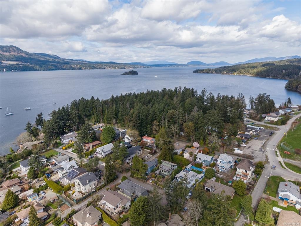 7221 Peden Lane, Central Saanich, BC, V8M 1C5 - 17