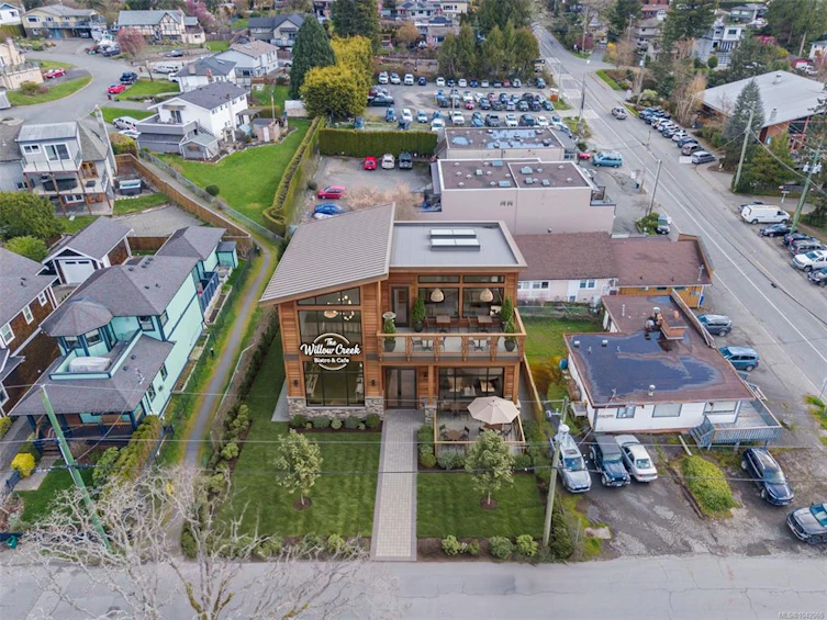 7221 Peden Lane, Central Saanich, BC, V8M 1C5 - 2