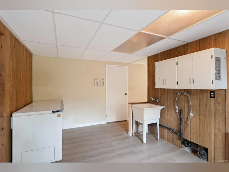 2566 Wakeman Road, Central Saanich, BC, V8M 1V5 - 25