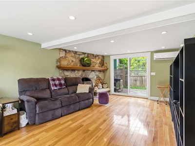 9 Camden Avenue - 3