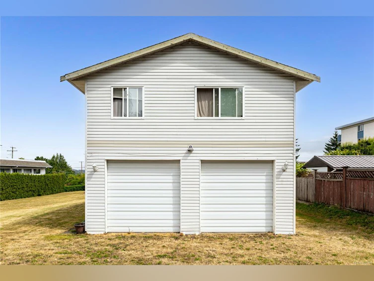 859 9th Avenue, Campbell River, BC, V9W 4B4 - 8