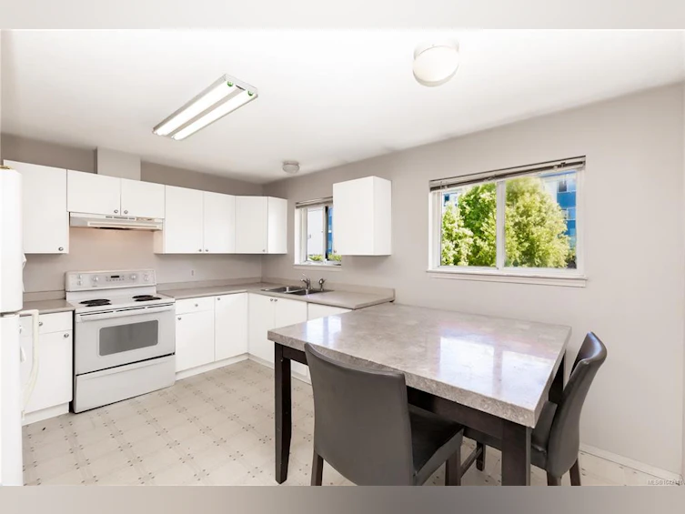 859 9th Avenue, Campbell River, BC, V9W 4B4 - 16