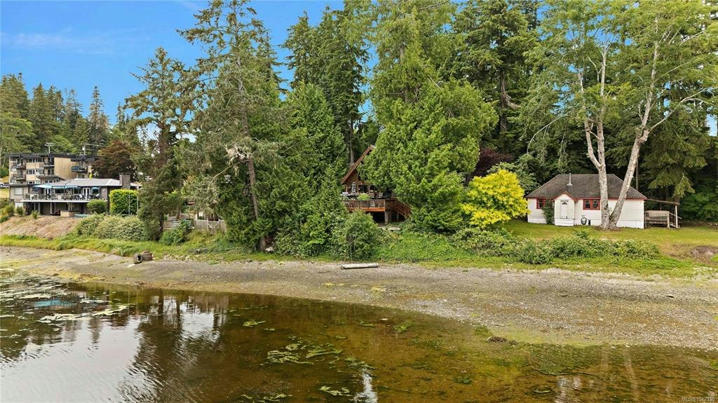 8575 Glenview Road - 5