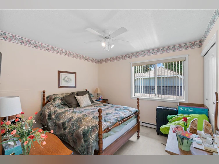 5208 Harold Green, Saanich, BC, V8Y 3E5 - 30