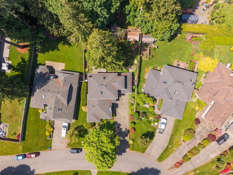 5208 Harold Green, Saanich, BC, V8Y 3E5 - 59