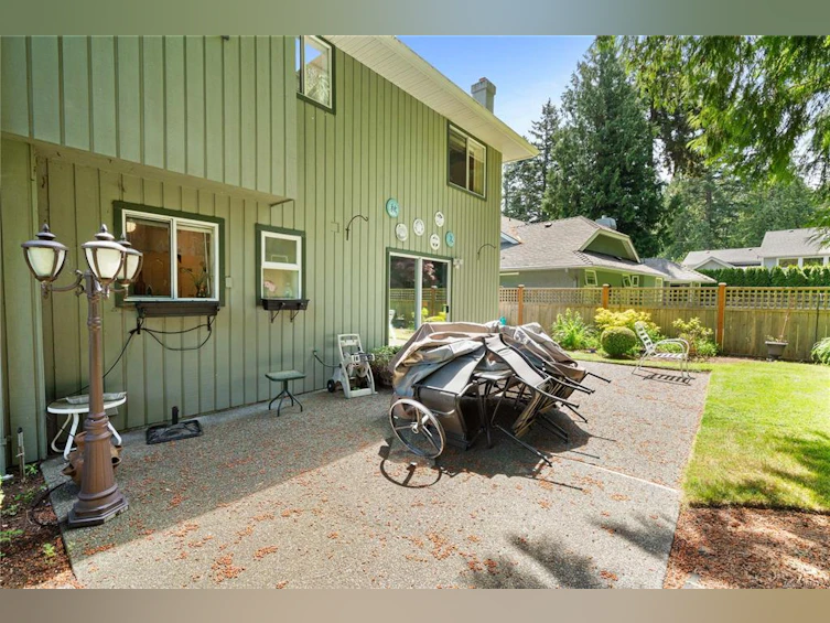 5208 Harold Green, Saanich, BC, V8Y 3E5 - 49