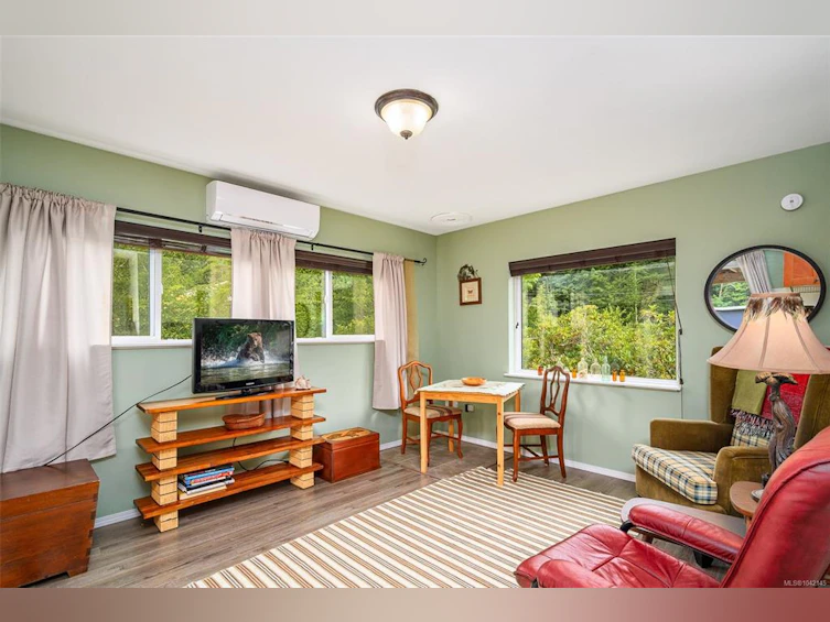 429 Community Road, Kelsey Bay/Sayward, BC, V0P 1R0 - 8
