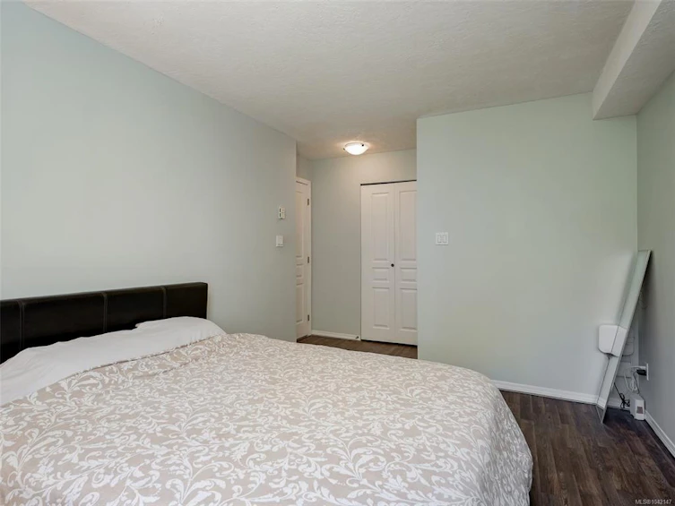 210-494 Marsett Place, Saanich, BC, V8Z 7J1 - 11