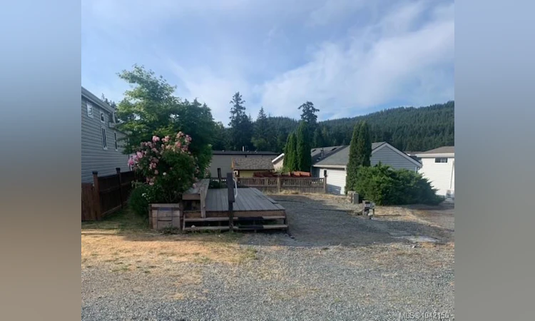 2139 Nimpkish Lake Way