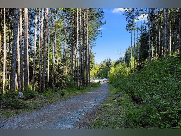 4229 Goldstream Heights Drive, Shawnigan Lake, BC, V8H 2J1 - 8