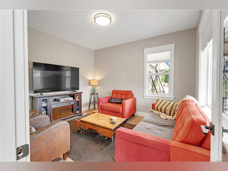 6430 Lakes Road, Duncan, BC, V9L 5V7 - 12