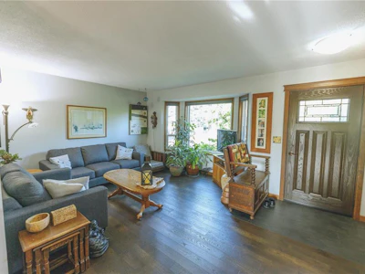 2177 Lancashire Avenue - 5