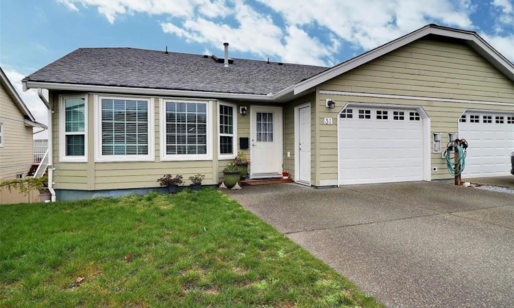 31-815 Dunsmuir Crescent