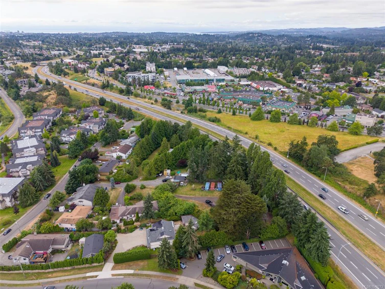 4511 Pachena Place, Saanich, BC, V8X 2P1 - 44