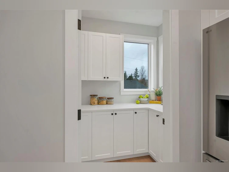 2022A Galerno Road, Campbell River, BC, V9W 0A2 - 9