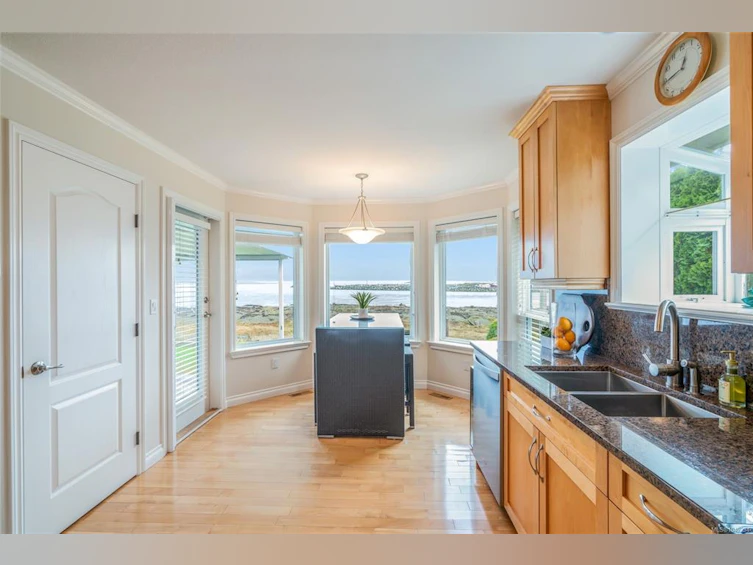 1765 Admiral Tryon Boulevard, French Creek, BC, V9P 2V2 - 27