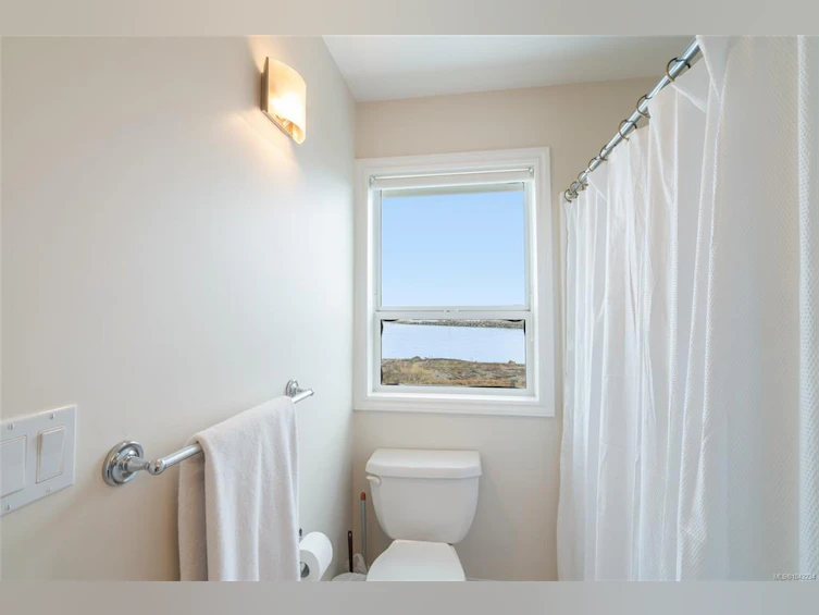 1765 Admiral Tryon Boulevard, French Creek, BC, V9P 2V2 - 42