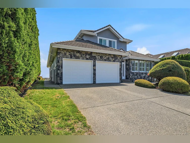 1765 Admiral Tryon Boulevard, French Creek, BC, V9P 2V2
