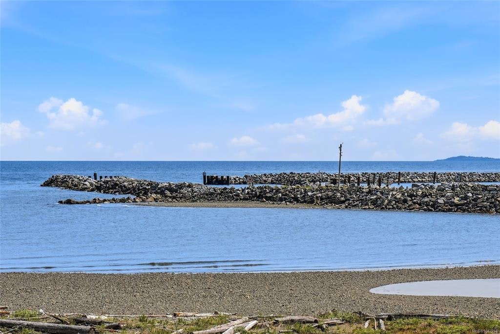 1765 Admiral Tryon Boulevard, French Creek, BC, V9P 2V2 - 45