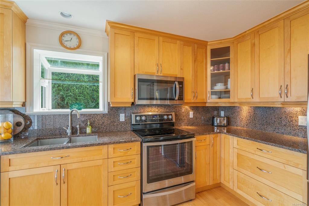 1765 Admiral Tryon Boulevard, French Creek, BC, V9P 2V2 - 26