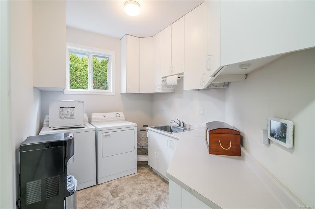 1765 Admiral Tryon Boulevard, French Creek, BC, V9P 2V2 - 34
