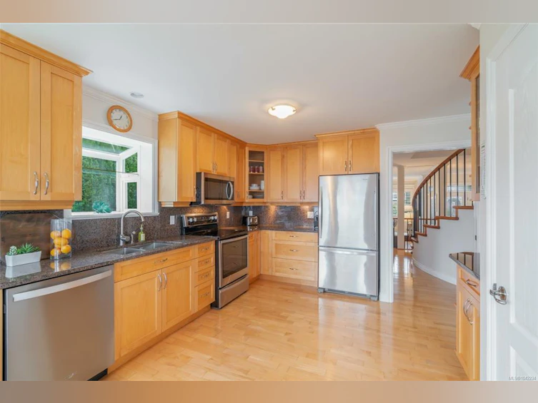 1765 Admiral Tryon Boulevard, French Creek, BC, V9P 2V2 - 24