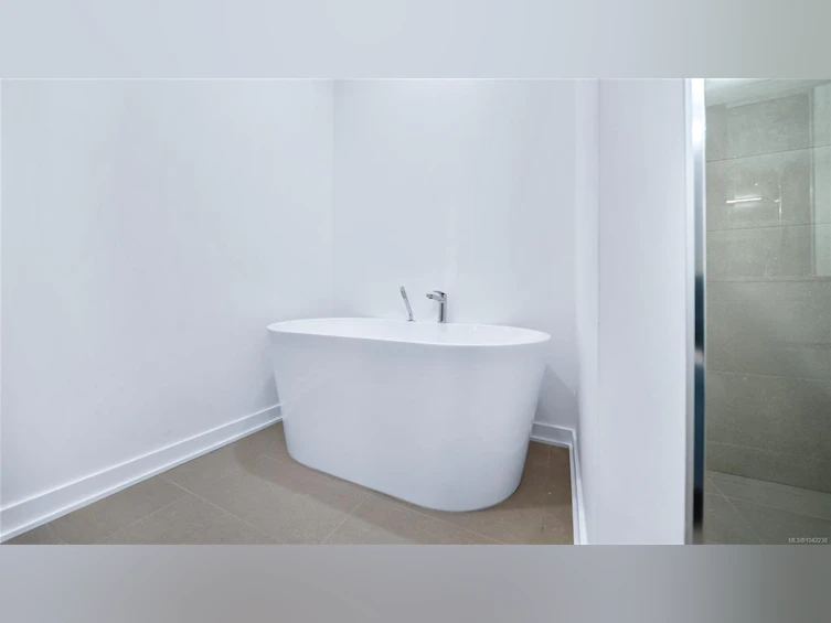 3700 Kootenay Place, Saanich, BC, V8P 2G2 - 44