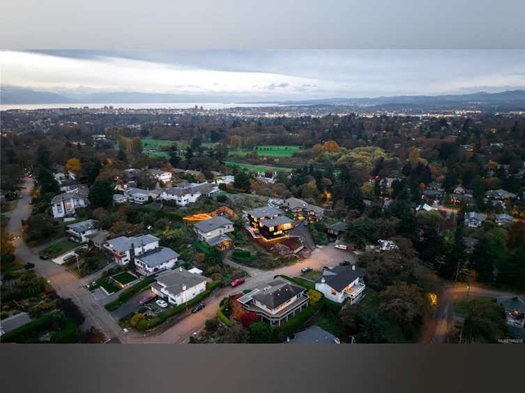 3700 Kootenay Place, Saanich, BC, V8P 2G2 - 80