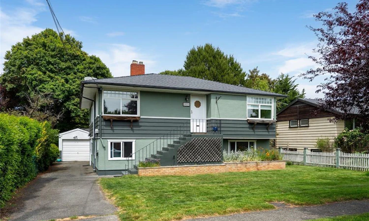 1914 Leighton Road