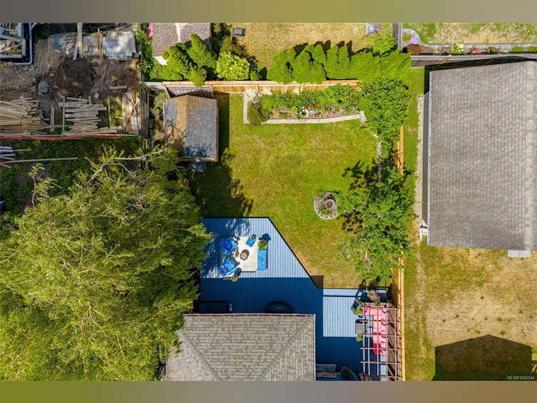 2142 Lannon Way, Sidney, BC, V8L 4K2 - 27