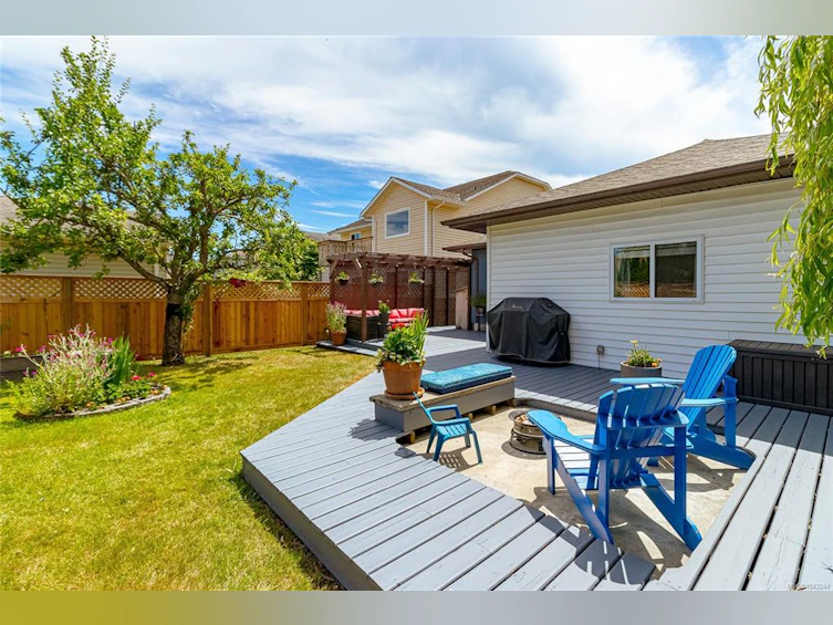 2142 Lannon Way, Sidney, BC, V8L 4K2 - 22
