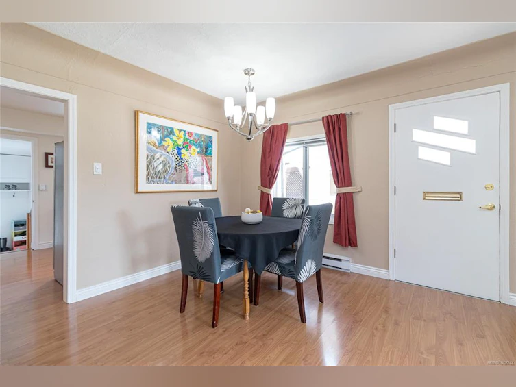 2142 Lannon Way, Sidney, BC, V8L 4K2 - 5
