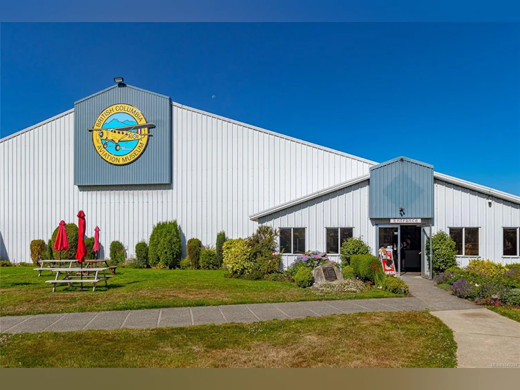 2142 Lannon Way, Sidney, BC, V8L 4K2 - 36